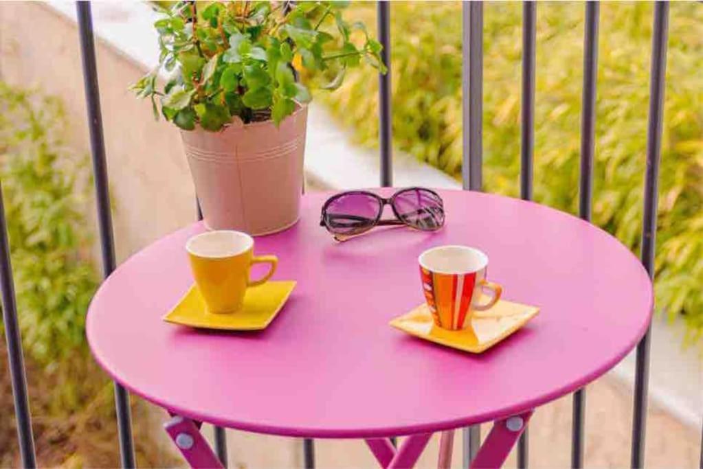 Traversant Elegant - Parking Prive Apartment